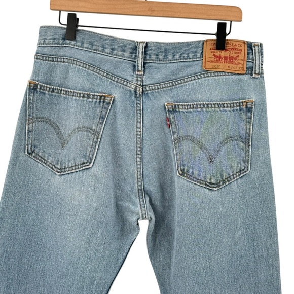 Levi's 505 Straight Leg Jeans Medium Wash Blue Broken In 100% Cotton | 34x32 12 - Picture 8 of 13